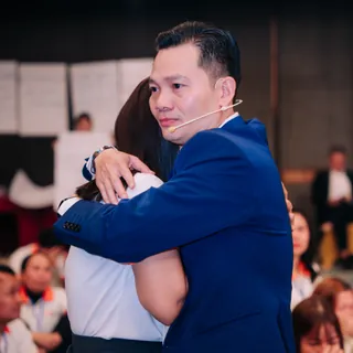 Coach Mr Hoàng